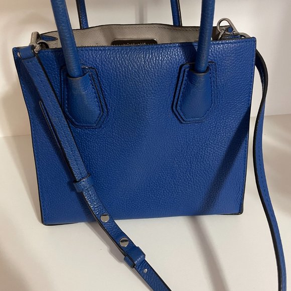 MICHAEL KORS Mercer Electric Blue Pebbled Leather Medium Messenger Bag & Wallet - Picture 3 of 15